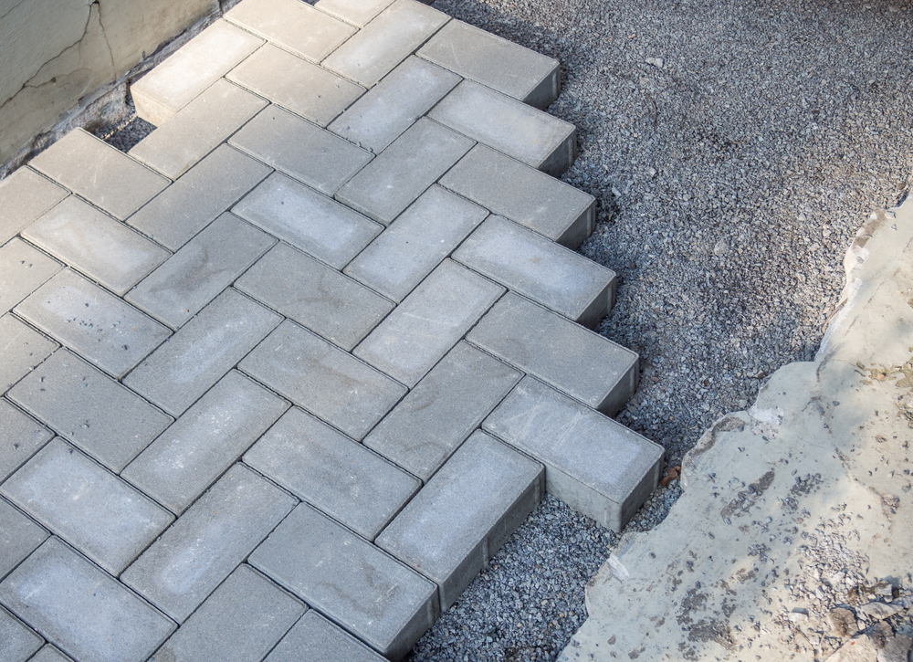 Como Fazer a Instalação de Paver de Concreto Corretamente 2 paver de concreto 3