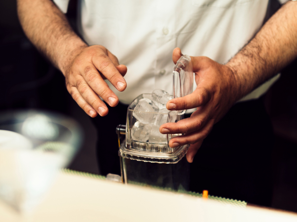 Como calcular o consumo de gelo em um bar? 1 calcular o consumo de gelo
