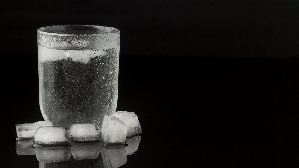 Como calcular o consumo de gelo em um bar? 2 gelo 2